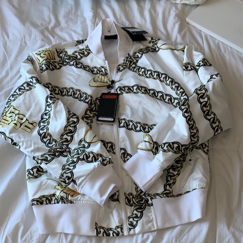 NWT Nike puffer